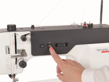 Bernina b08 straight stitch 739101